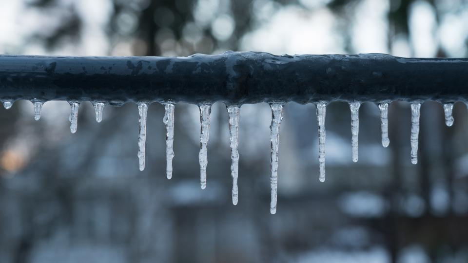 The Risks of Plumbing and Frozen Pipes