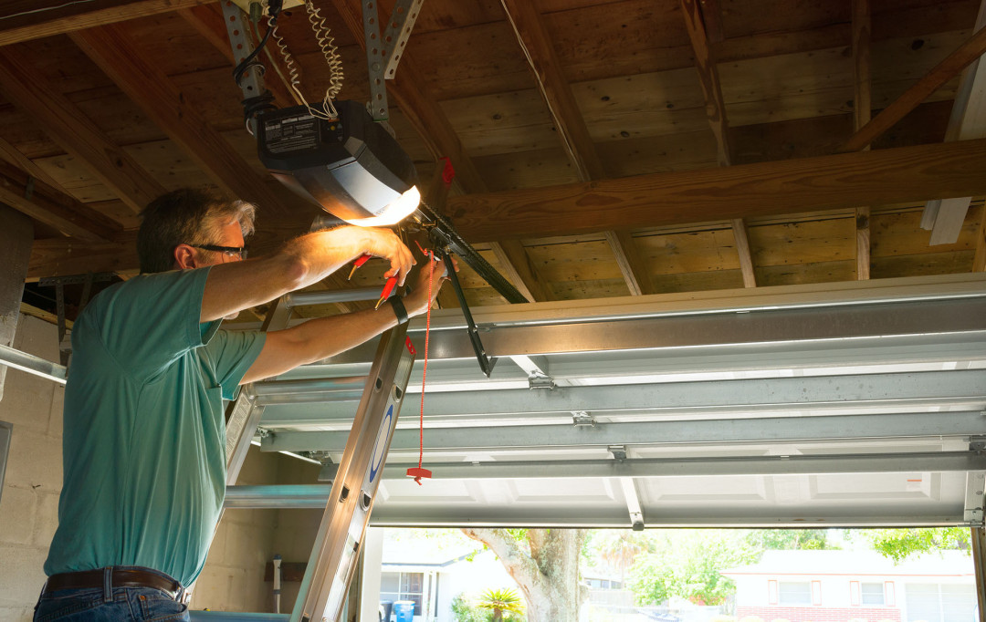 How to Tell If You Should Repair or Replace Your Garage Door