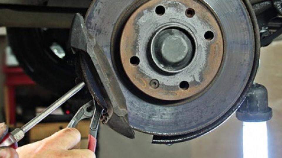 What to Know Before Taking Your Car in for Repairs