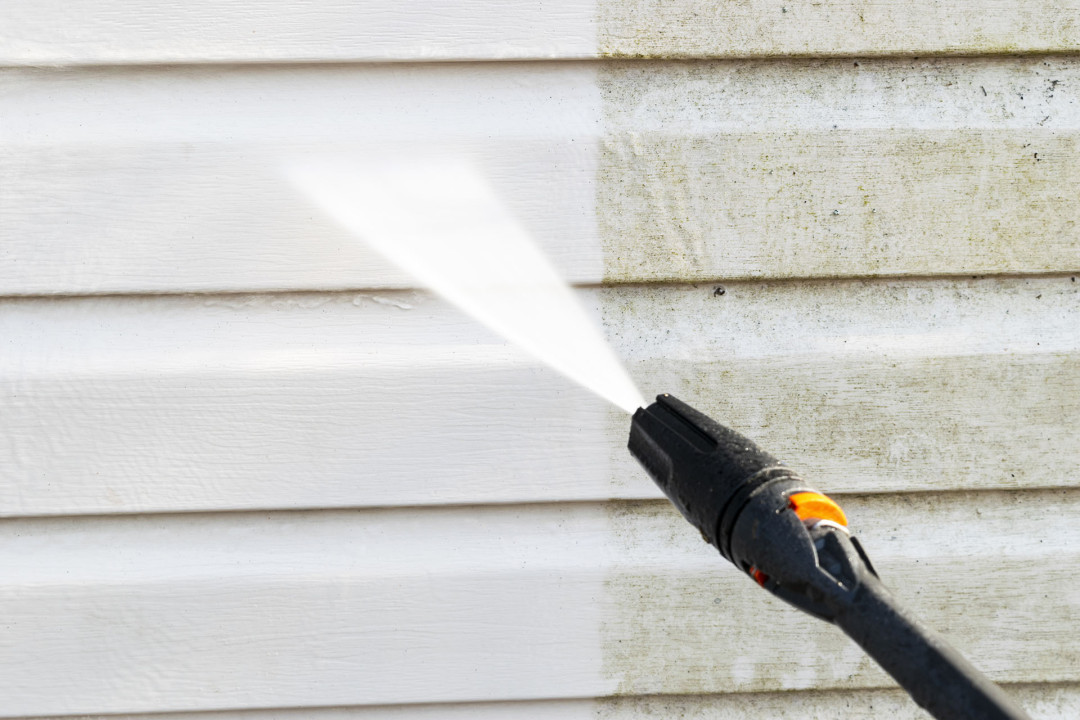 Let Your Home Sparkle This Summer With Professional Power Washing