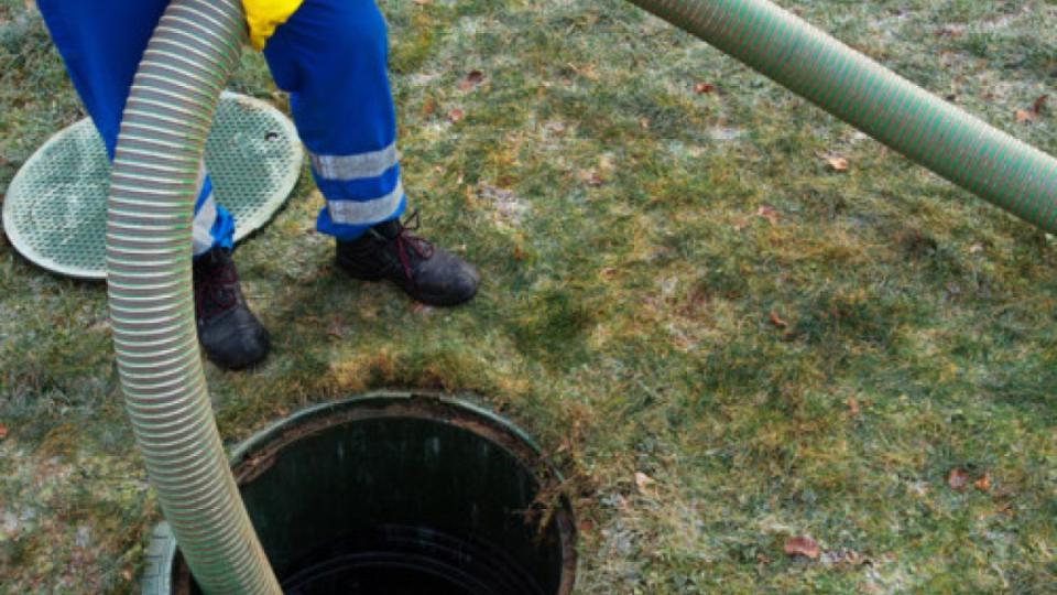 Dale Investigates: Septic Situation