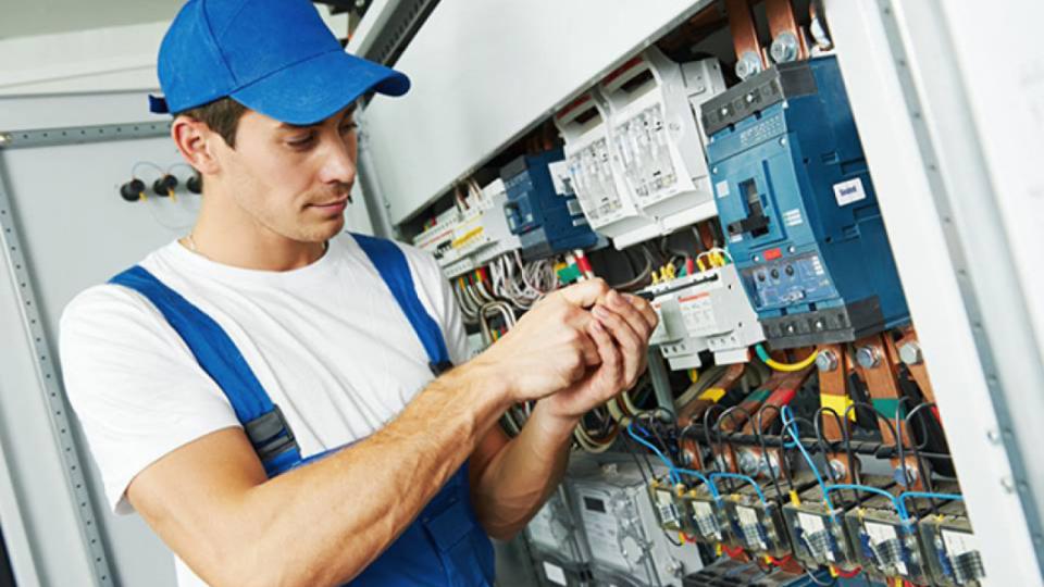Handling All Of Your Electrical Service Needs In Atlanta