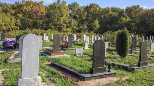 Selling Burial Plots: What You Need to Know Before You List