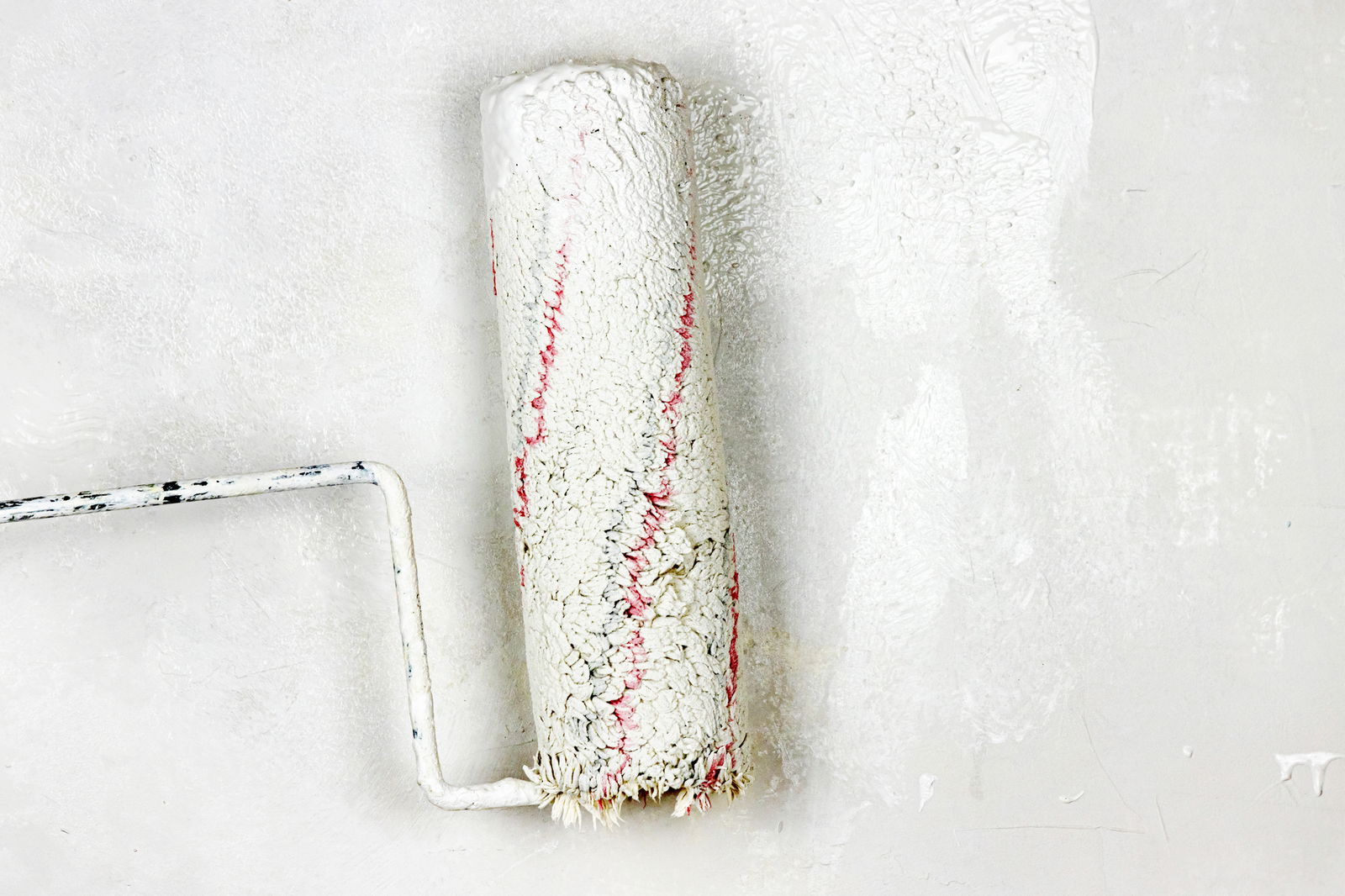 Stop the Peel: A Homeowner’s Guide to Timely Repainting