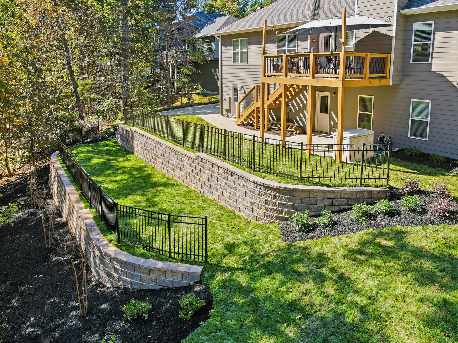 Clear Creek Landscaping - Retaining Walls photo