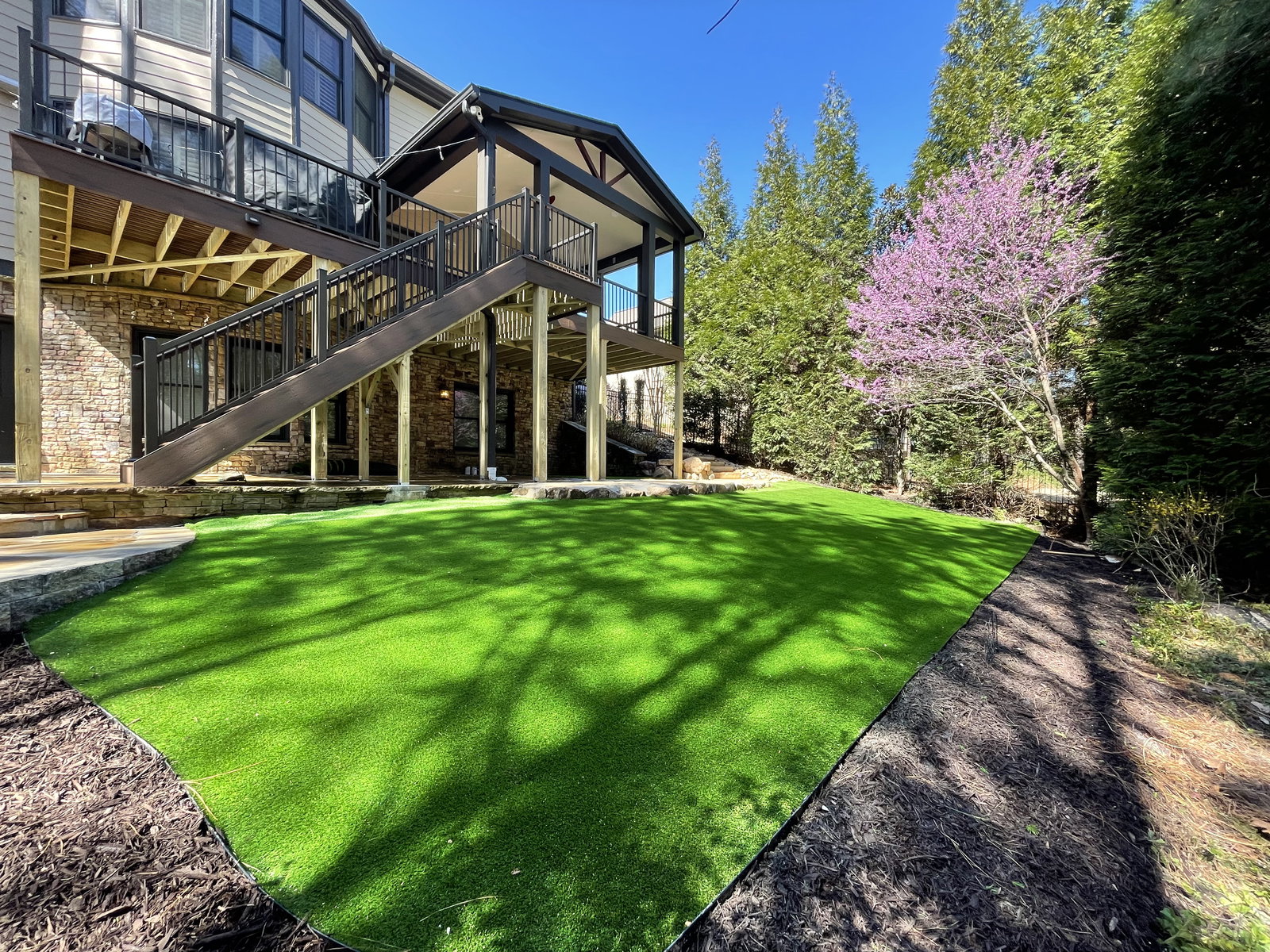 High Green Home Services - ARTIFICIAL TURF residential photo