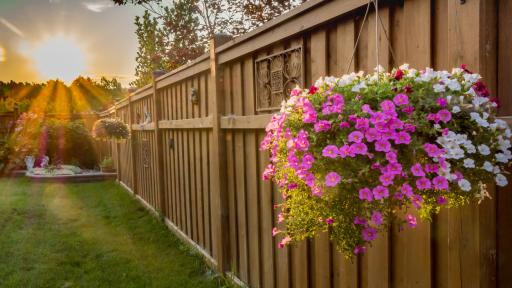 Thinking About a New Fence? Start This Spring