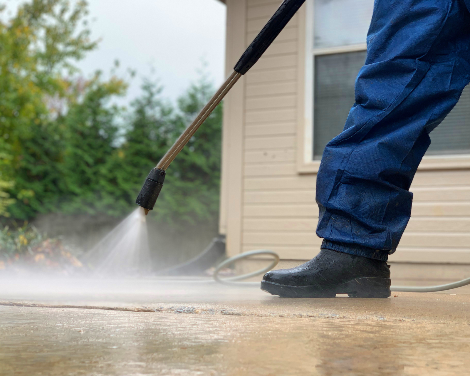 Advanced Pressure Washing photo